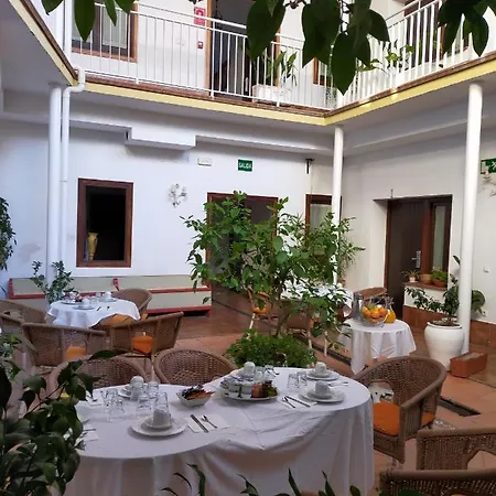 Casa De Naranjos Hotel 2*